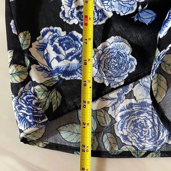Missguided Black Blue Floral Tie Front Blouse Womens US 6 Sheer Top - Picture 5 of 7